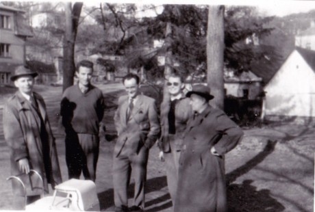 Libor žák (uprostřed) a František Zápotočný